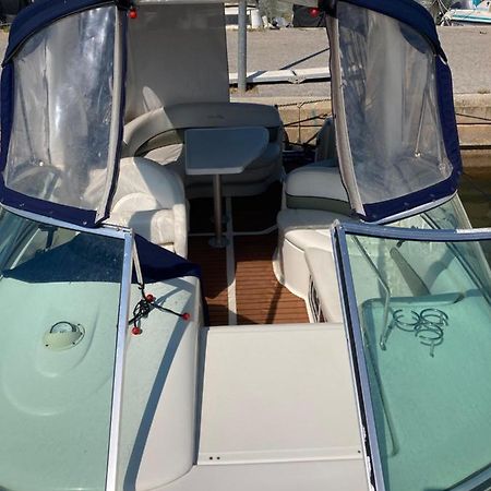 Hotel Hebergement Insolite Sur Un Bateau A Quai La Londe-les-Maures Zewnętrze zdjęcie